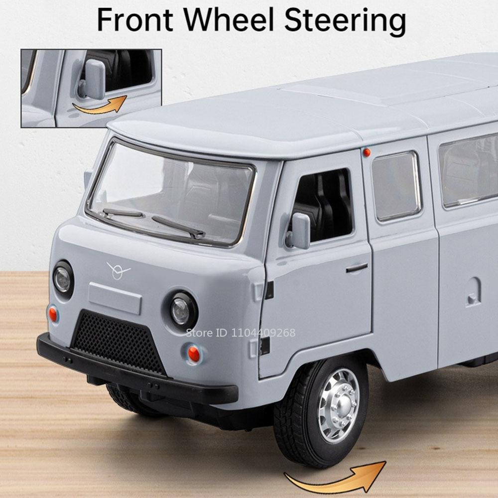 1:18 Scale Russian UAZ TRAVELER Car Model Toy Metal Diecast Pull Back Sound Light Station Wagon Van Models Ornaments Gifts