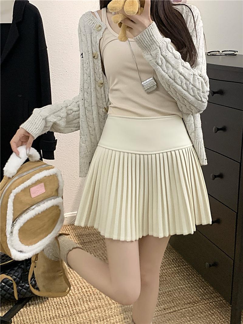 Women s High-Waisted Petite Grey Wool Pleated A-Line Skirt for Autumn/Winter M