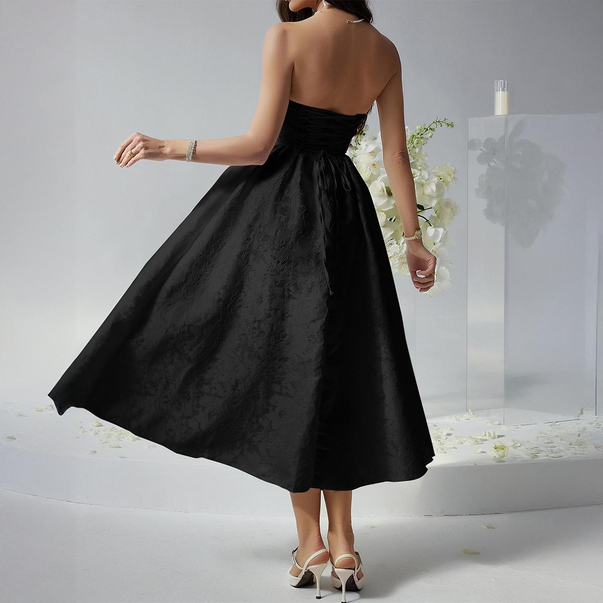 Elegant Strapless Ruched Evening Gown for Women - Spring/Summer 2026 Collection Small