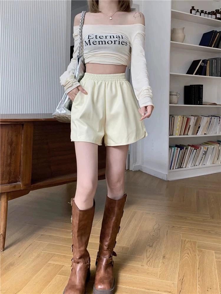 2025 Plus Size Women's High Waist PU Leather A-line Slimming Bootcut Shorts - Autumn/Winter Collection