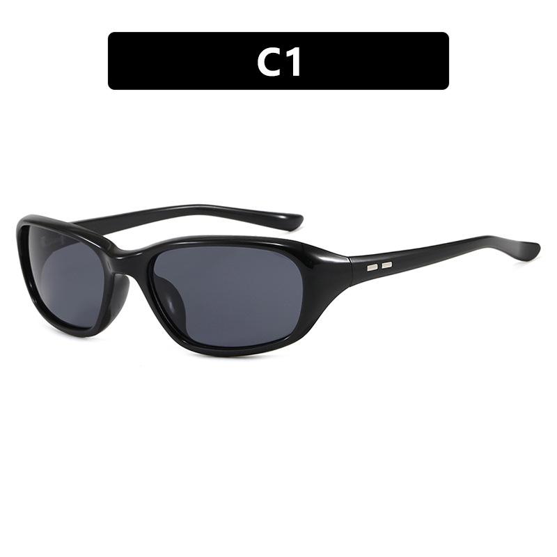 2026 New Y2K Vintage Sunglasses Outdoor Travel Eyewear UV400 Fashion Street Style Photography Shades Women s INS Style