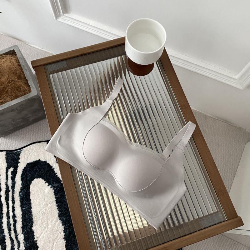 Seamless Strapless Wire-Free Push-Up Bra for Small Chests