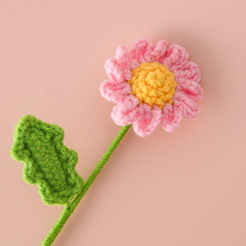 1pc Crochet Flowers Finished Bouquet  Handwoven Knitted Graduation Flower Cute Artificial Decorative Flowers Wedding Home Decor