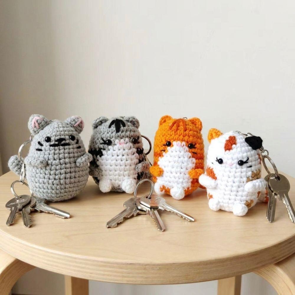 Handmade Hand Cat Keychain Handwoven Yarn Kitty Bag Charm Crochet Kitten Keyring Backpack Decor