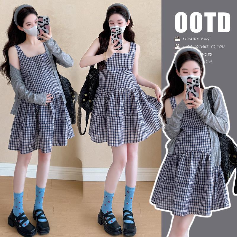 2026 Summer Maternity Two-Piece Set: French Sweet Cardigan + Loose Plaid Vest Dress XL