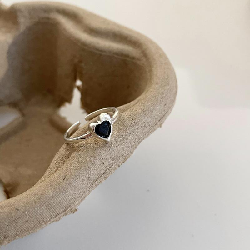 BFCLUB  Silver Color Black Heart Ring For Women Fine Jewelry Finger Adjustable Open Vintage Ring For Party Birthday Gift