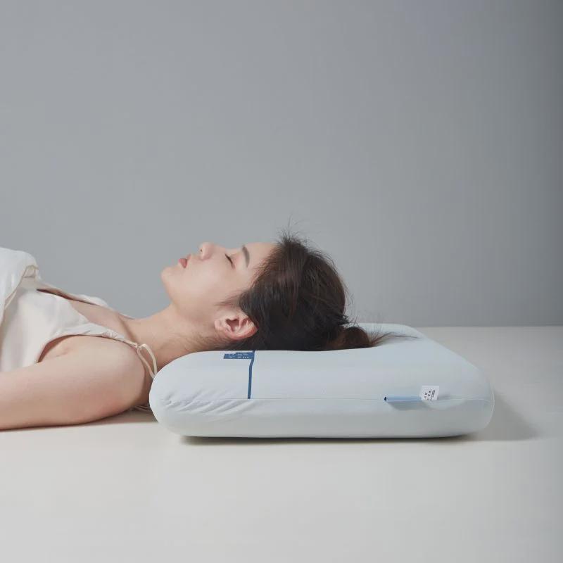 Memory Foam Cervical Pillow for Dorm & Home: Anti-Mite Comfort for Neck Support