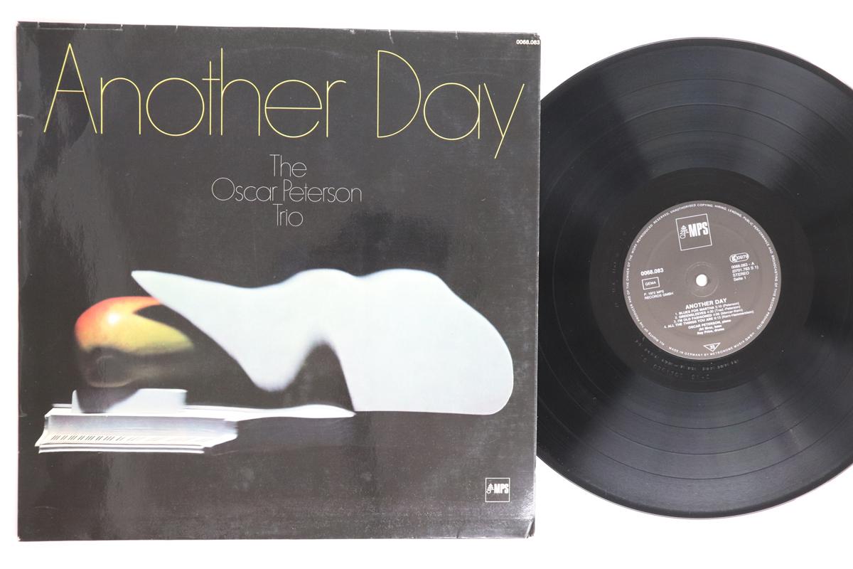 

LP Record OSCAR PETERSON Another Day 0068083 MPS Germany Jazz Used