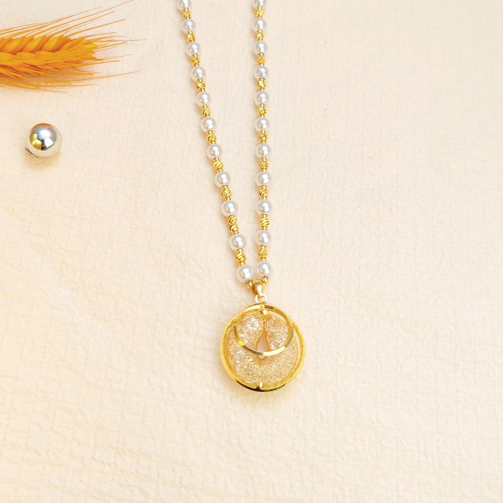 French Gold Wire Mesh Pearl Necklace, Women'S Versatile Temperament, Safety Buckle Pendant, Collarbone Chain Accessories