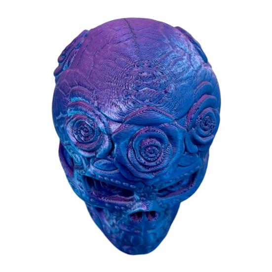Rose Skull Figurine Day of The Dead Plastic Floral Skull Statue Collectible Human Head Sculpture for Halloween Home Desktop Decor