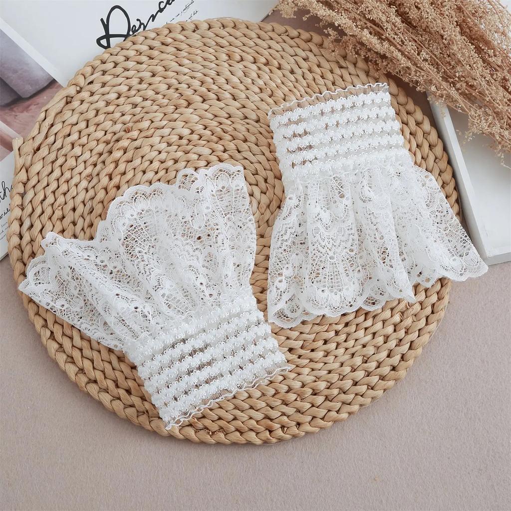 Women Lace Floral Detachable Cuffs False Cuffs Sweater Blouse Wrist Warmers Girls Fake Arm Sleeves Horn Cuff Decorative