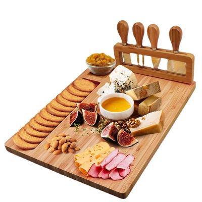 Einzigartige Wurst- und Käseplatte & Serviertablett - 1 Set HOLZ Bambus Wurst- und Käseplatten - 4 Messer - Einweihungsgeschenke Neue Wohnung Geschenke