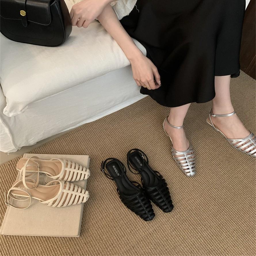 Square head sandals women's summer 2025 niche design sense high-end one-word buckle hollow Roman high heels