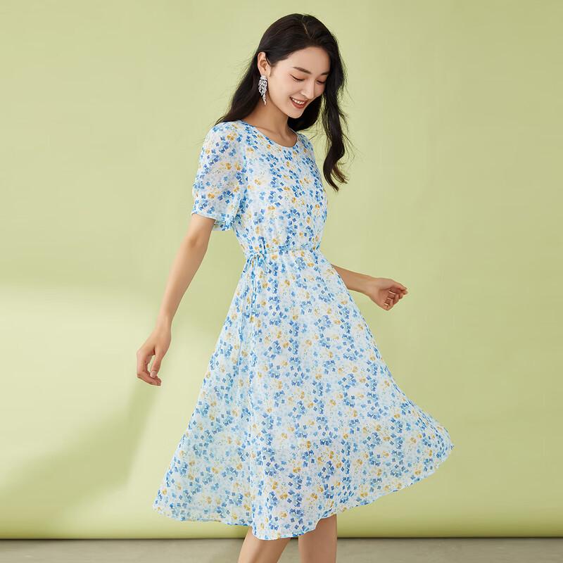 

Elegant Blue Floral Short Sleeve Midi Dress M