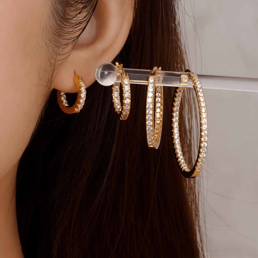 Oval earrings women's versatile light luxury earrings fashion earrings commuter ear buckles