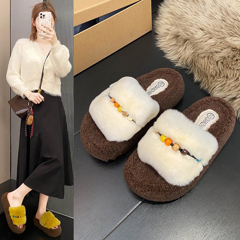 Premium Pearl Chain Fluffy Slippers Women's Outer Wear 2025 New Autumn and Winter Super Fire Fashion Thick Bottom Home Cotton Mop