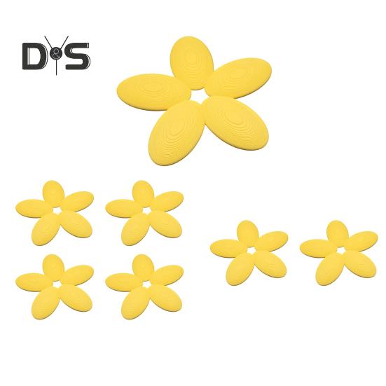 Bee Watering Station Flower Shape Floating Butterfly Waterer Garden Bee Insect Drinking Fountain for Thirsty Pollinator Feeding Bathing