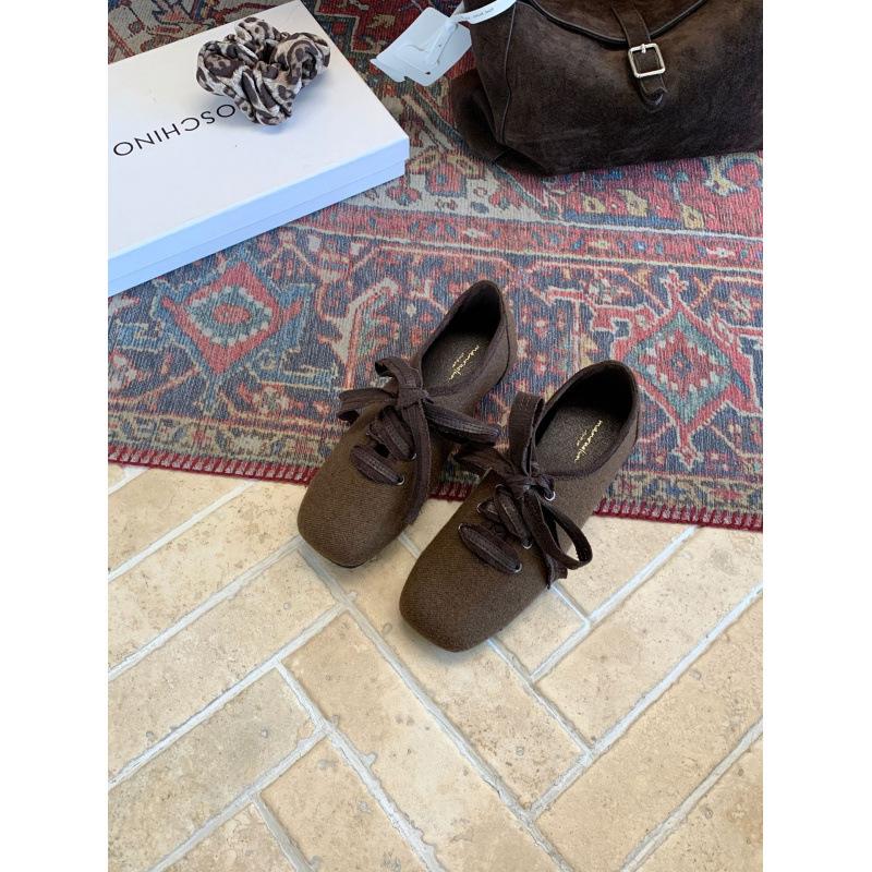 

Retro Korean version fashion square head single shoes women s shoes autumn 2025 new versatile lace-up flat casual shoes 39 коричневый