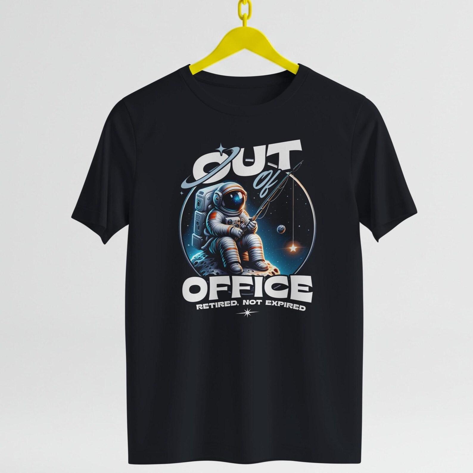 Retired Not Expired Astronaut T-Shirt, Retirement Gift L