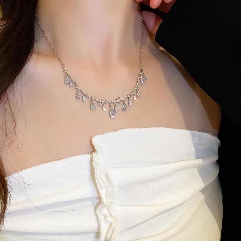 

Корейское ожерелье Dongdaemun с неравномерным геометрическим рисунком и кисточками, женское индивидуальное колье, подходящее по темпераменту