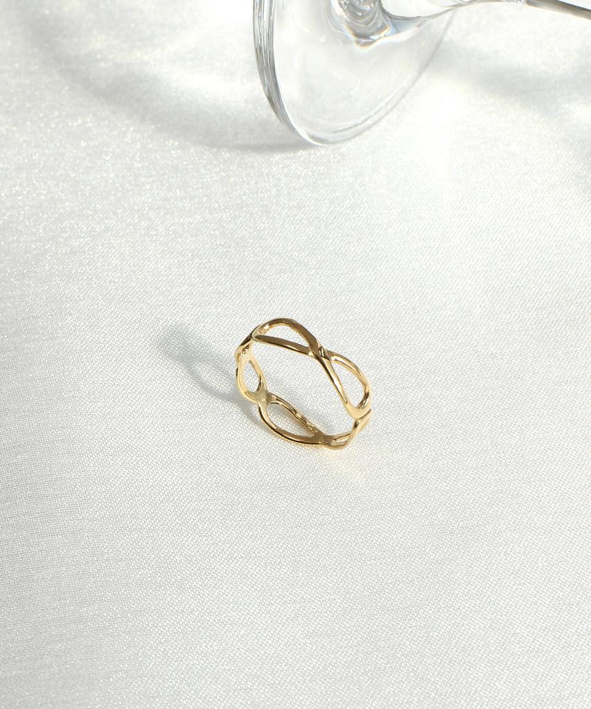 Madin'Ly Lemonde Ring