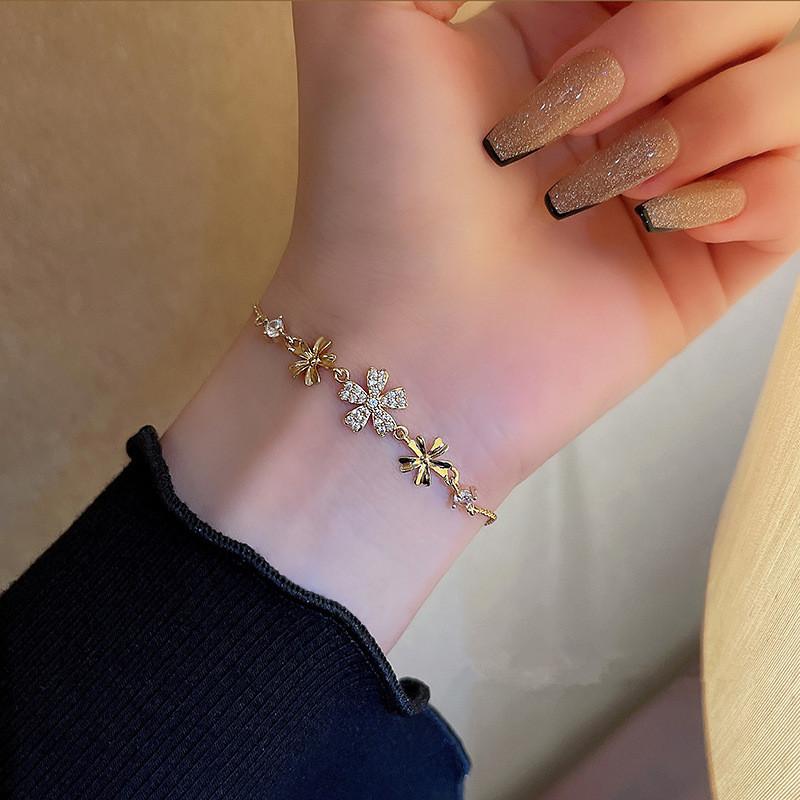 Full of Rhinestones Adjustable Golden Plated Stainless Steel Bracelet For Women 2022 New Trendy Square Zircon Bracelet