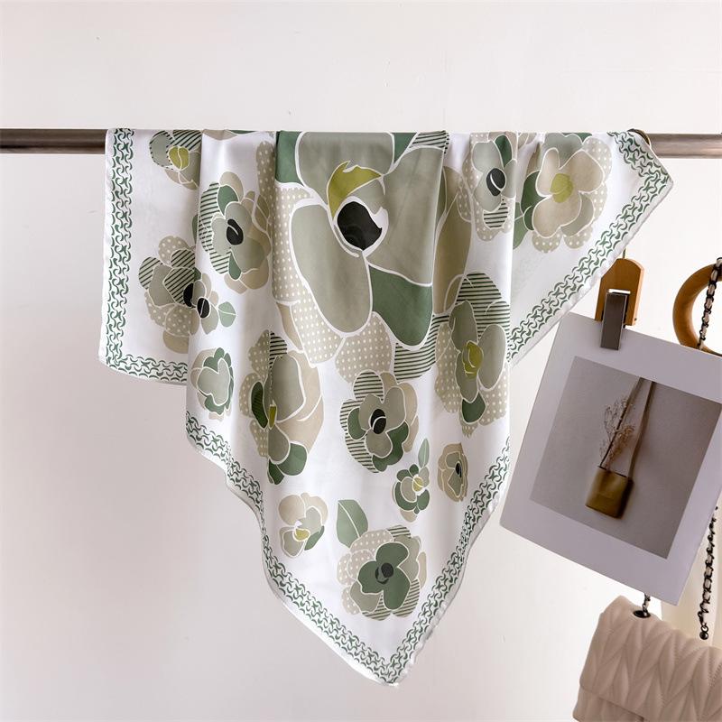 Yahua Painted Printing Imitation Silk Scarf Square Scarf High-End Shawl Versatile Neck Small Square Scarf Headscarf