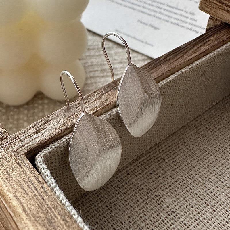 

925 Sterling Silver Vintage Earrings For Women Trendy Simple Round Sparkling Earring Jewelry Prevent Allergy Party Accessories