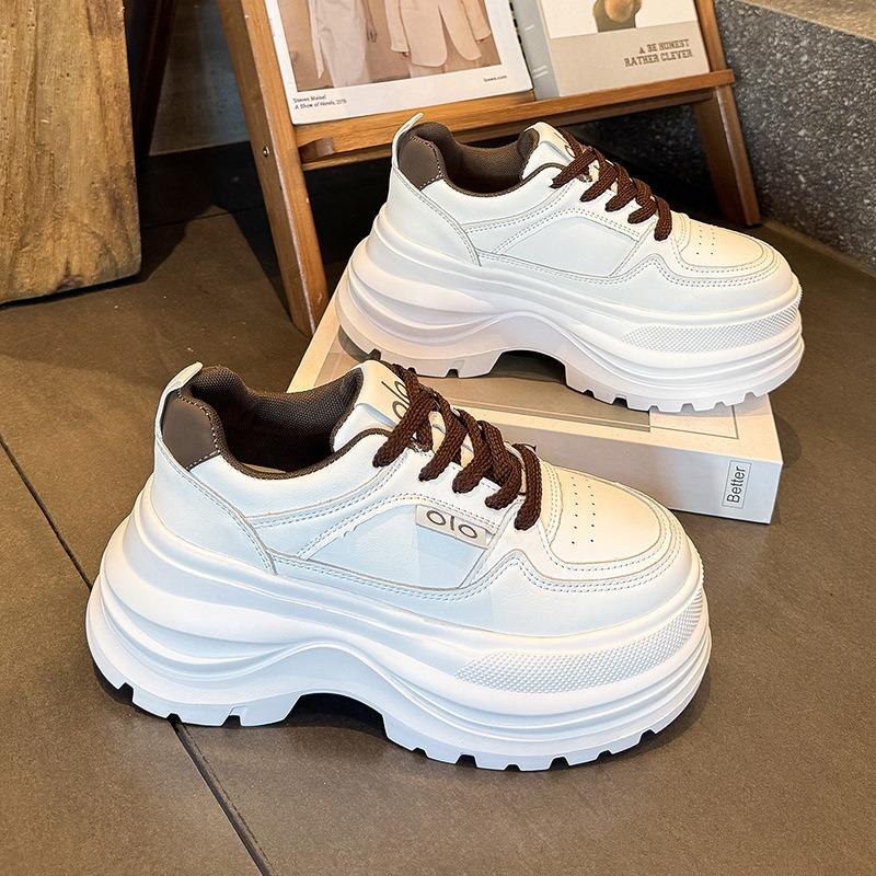 Muffin dicksoled höhenerhöhende Leder kleine weiße Schuhe Damen Herbst neue vielseitige leichte Schnür-Sport- und Freizeitschuhe