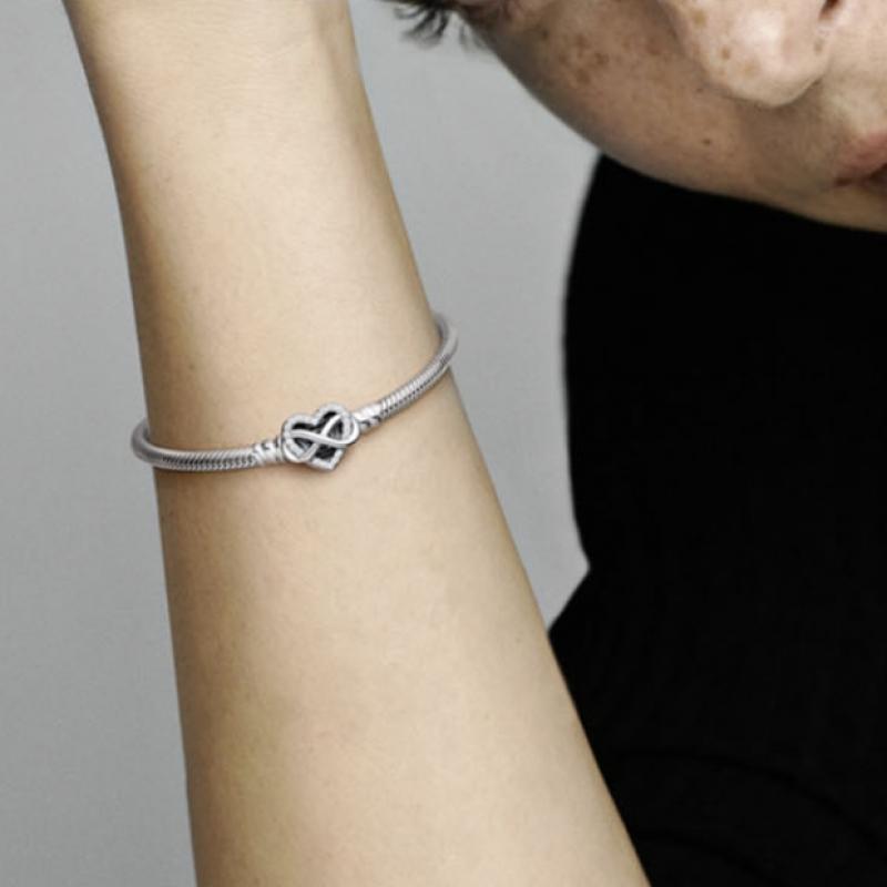 Pandora Moments Sparkling Infinity Heart Clasp Snake Chain Bracelet