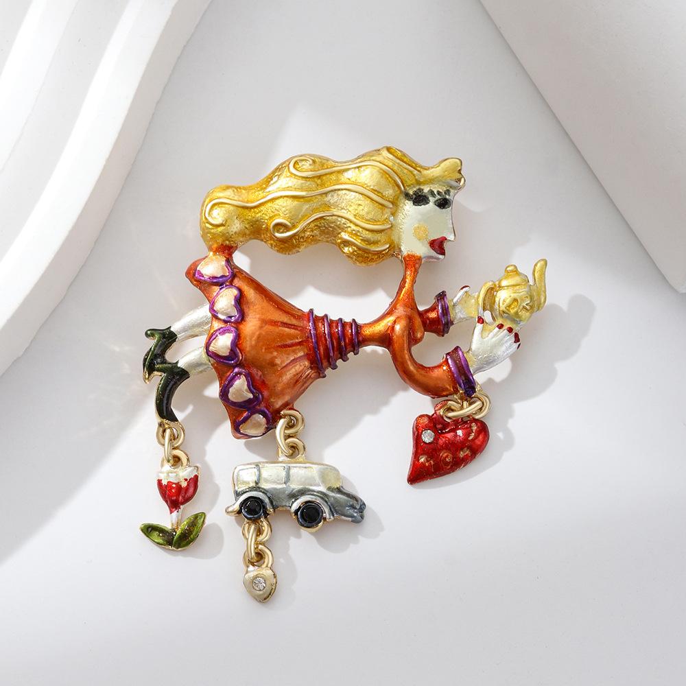 Retro Girly Light Luxury Versatile Car Love Pendant Female Brooch