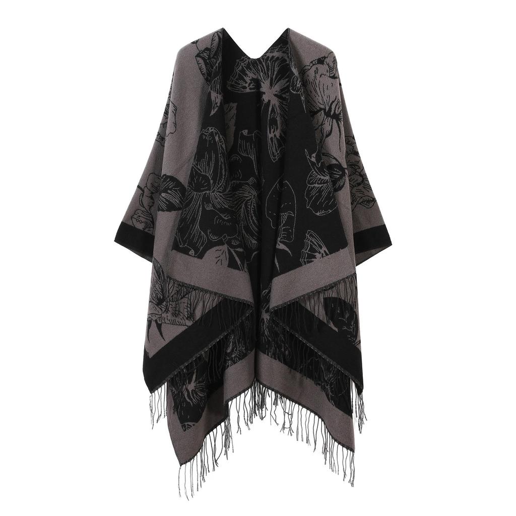 In-Stock Women's Double-Sided Tassel Shawl Cape - Classic Style, High-End, Warm, Perfect for Travel.