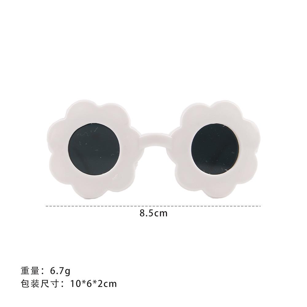 New dog headgear glasses cute pet Christmas funny glasses heart-shaped cat sunglasses pet glasses