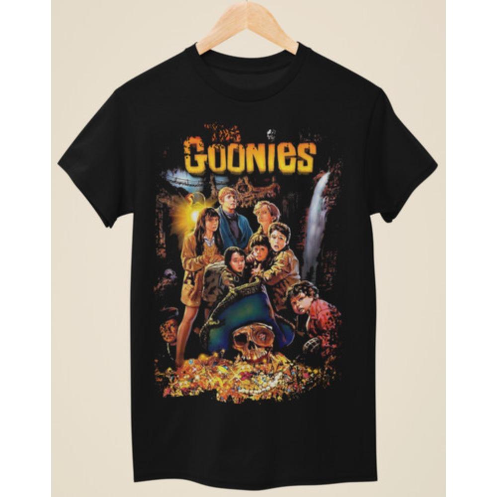 The Seven Treasures Tshirt Classic Movie Never Say Die Retro Mens Tshirt Summer New Suitable for Both Men and Women