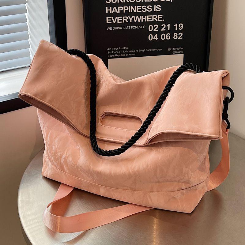 Versatile summer niche high-end tote bag women's fashion large capacity crossbody bag travel bag