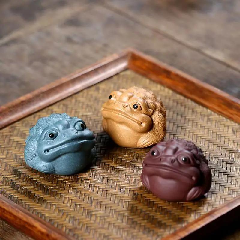 Purple Clay Tea Pet Lucky Golden Toad Figurine Sculpture Ornaments Yixing Handmade Crafts Chinese Tea Set Art Decoration Gifts