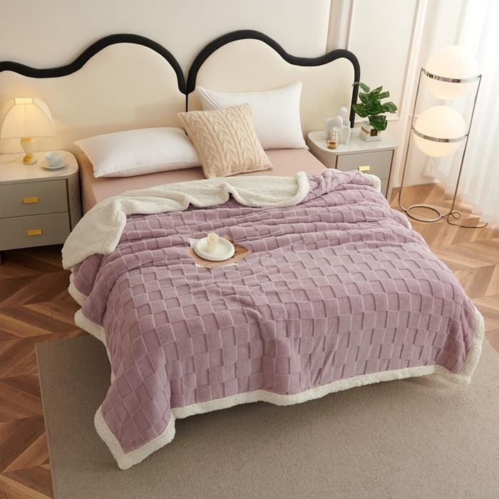 Chessboard Getafur Lamb Fleece Blanket Thickened Autumn and Winter Keeping Warm Sofa Blanket Can Be Used As A Bed Sheet