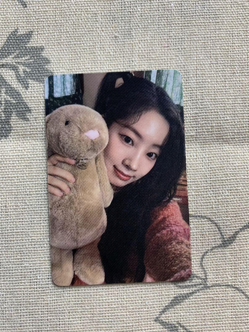 

[USED] TWICE with Youth Dahyun Limited Pre-recorded Trading Card