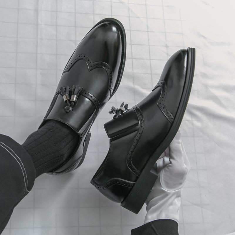 Men Loafers Leather Brogues Shoes Formal Business Wedding Dress Prom Black Shoes Large Size