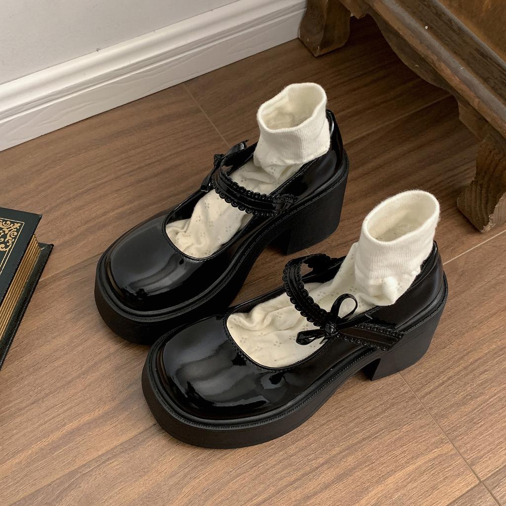 Retro black British thick high-heeled small leather shoes women's 2025 new summer skirt French Mary Jane single shoes
