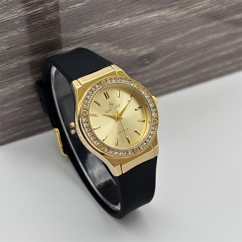 Elegant Men's Round Black Watch with Diamonds