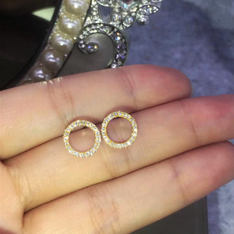 Fashion Versatile Dazzling Circle Stud Earrings with Crystal Cubic Zirconia Minimalist Earrings for Teens Women's Jewelry