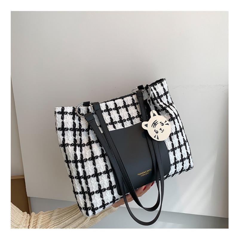 Checkered Women's Casual Simple Large Capacity Tote Bag