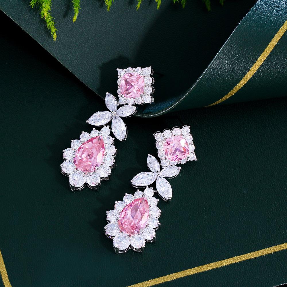 Light Luxury High-End Princess Pink Wedding Dress With Earrings, Zircon Inlay Temperament, Water Drop Earrings, Jewelry.