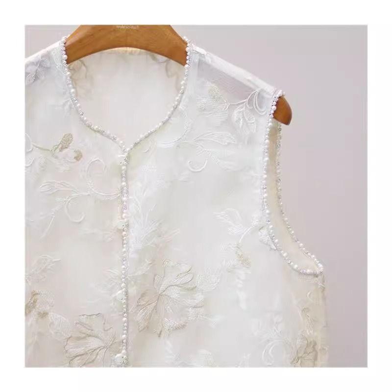Sleeveless top vest women's summer 2025 temperament embroidered thin summer vest