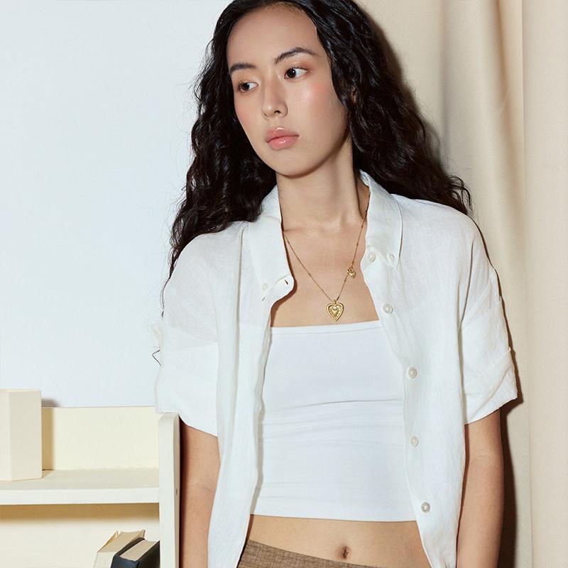 Gold necklace female French retro exquisite niche design love collarbone chain versatile accessories