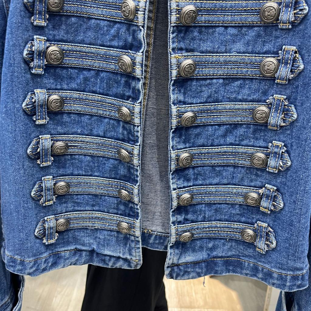 Retro Court Style Schnallendekoration Langarm-Oberteil für Frühling und Herbst Mode Stehkragen Denim Kurzjacke