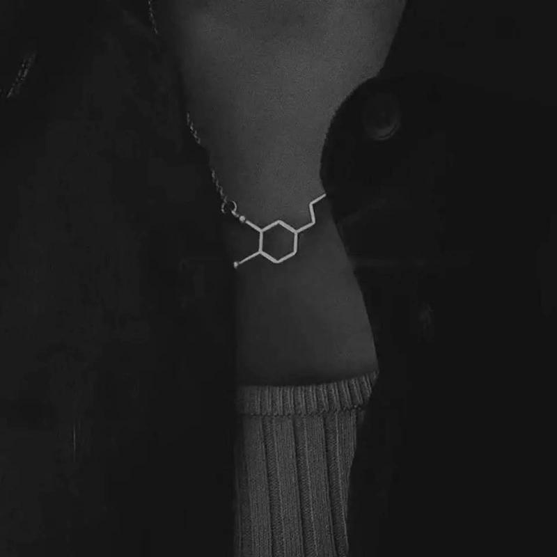 Dopamine Molecule Necklace Stylish Neck Chain Ajustable Collarbone Chain Trendy Neck Jewelry for Chemistry Enthusiasts