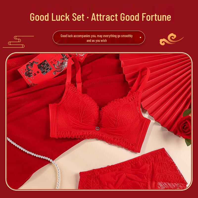 Langsha Auspicious Red Lace Wireless Push-up Lingerie Set