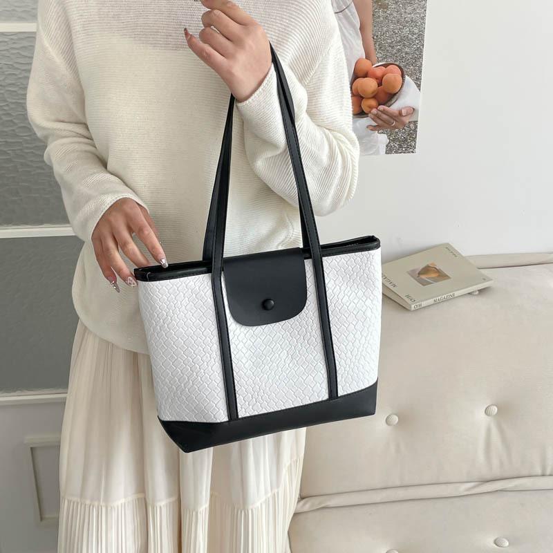 New Trendy Versatile Women's Bags, Fashion Bags, Largecapacity Shoulder Tote Bags.